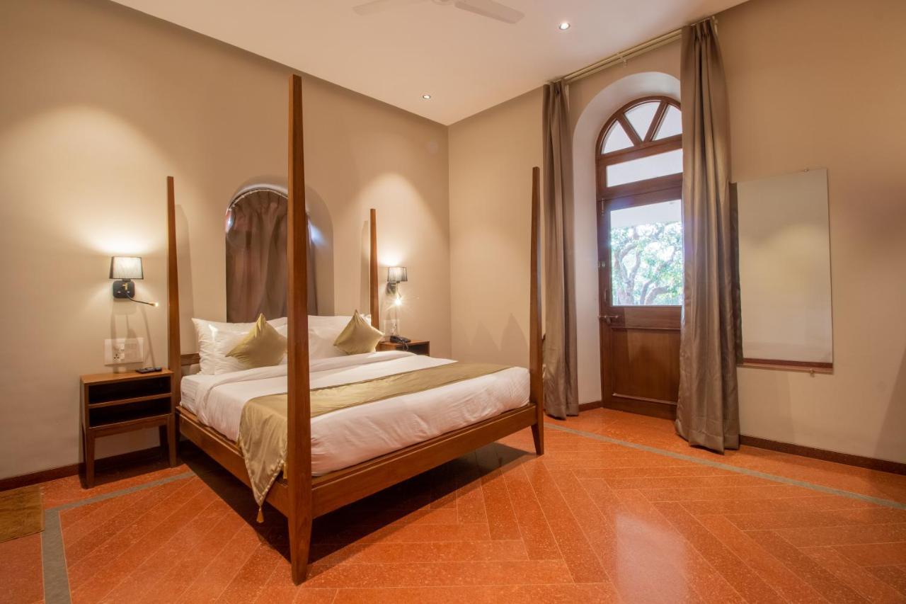 R R Heritage Resort Pure Vegetarian Mahābaleshwar Kültér fotó