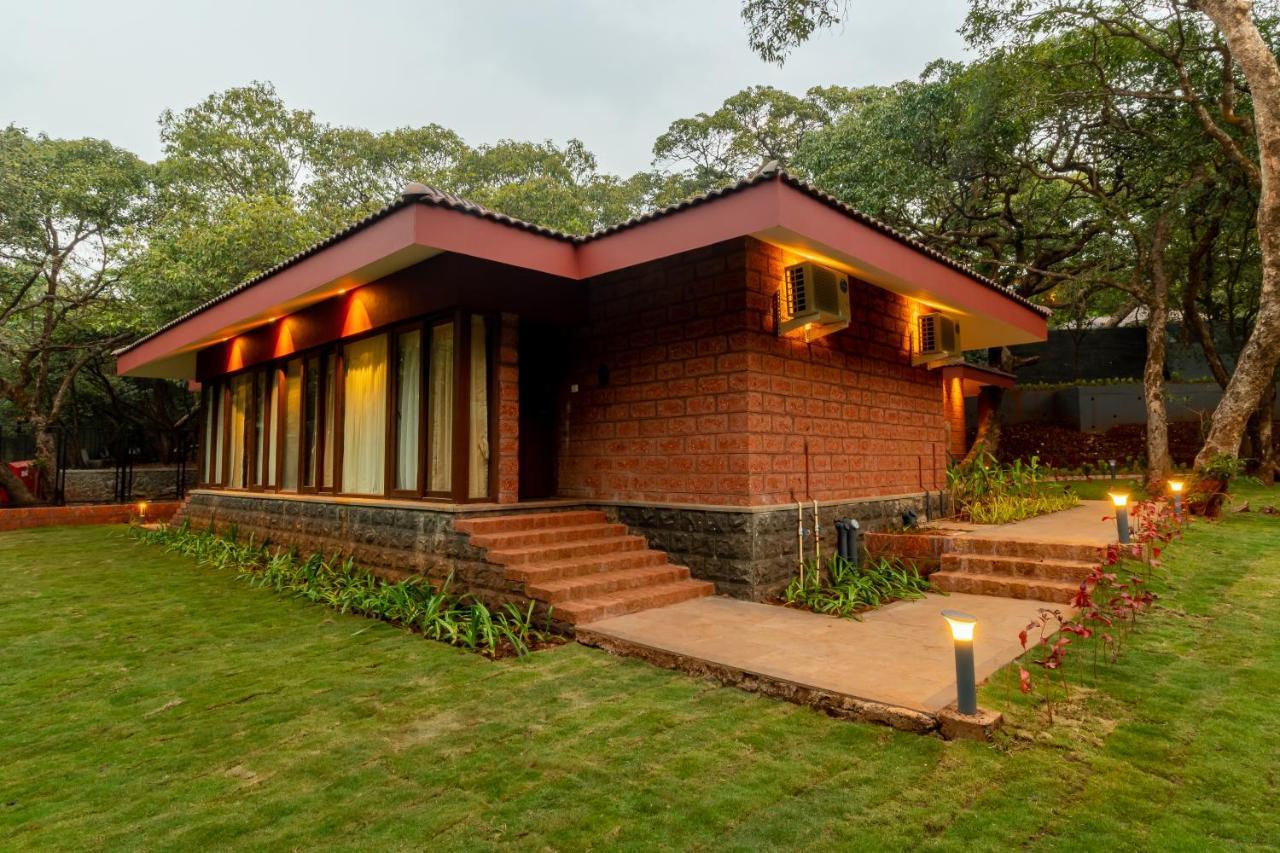 R R Heritage Resort Pure Vegetarian Mahābaleshwar Kültér fotó